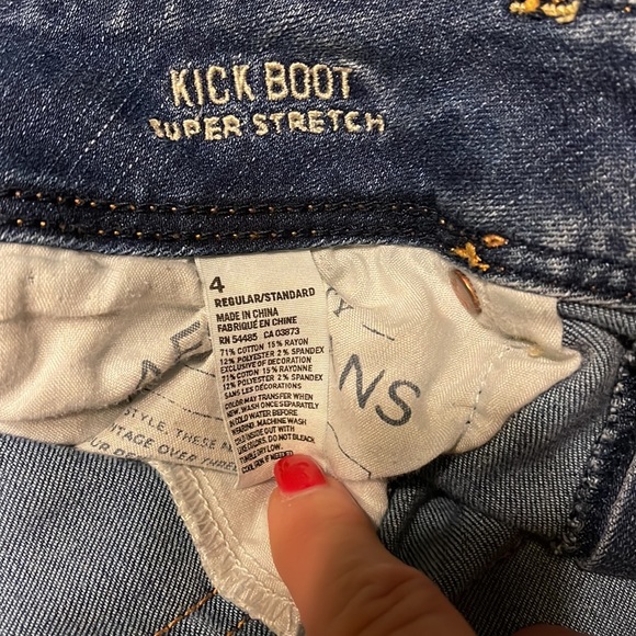 American Eagle Outfitters Stretch Jean Shorts (Were Bootcut Jeans) Size 4 - Picture 5 of 5